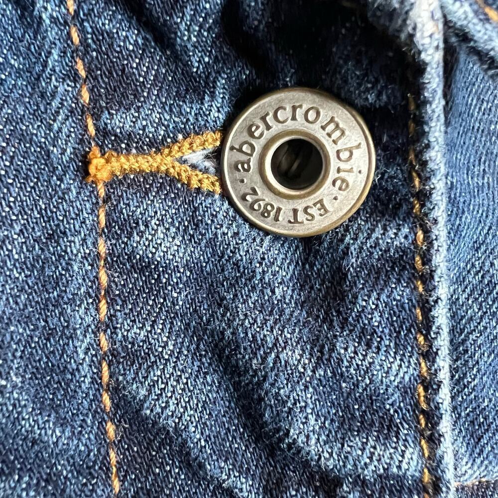 Abercrombie Kids Distressed Denim Jean Jacket Blue Trucker Style Big Girl 9/10 - Picture 5 of 7